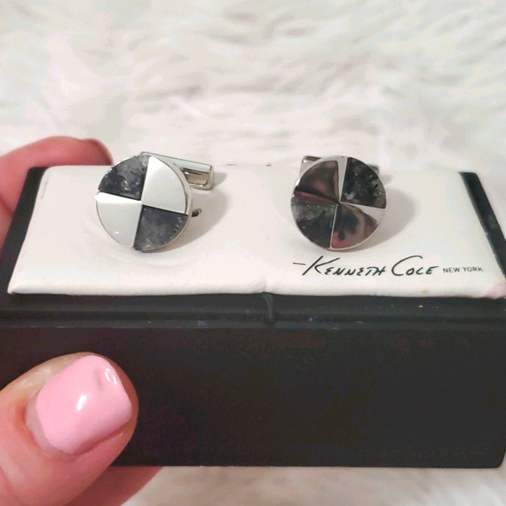 Kenneth Cole Granite & Sterling silver cuff links - Picture 2 of 7